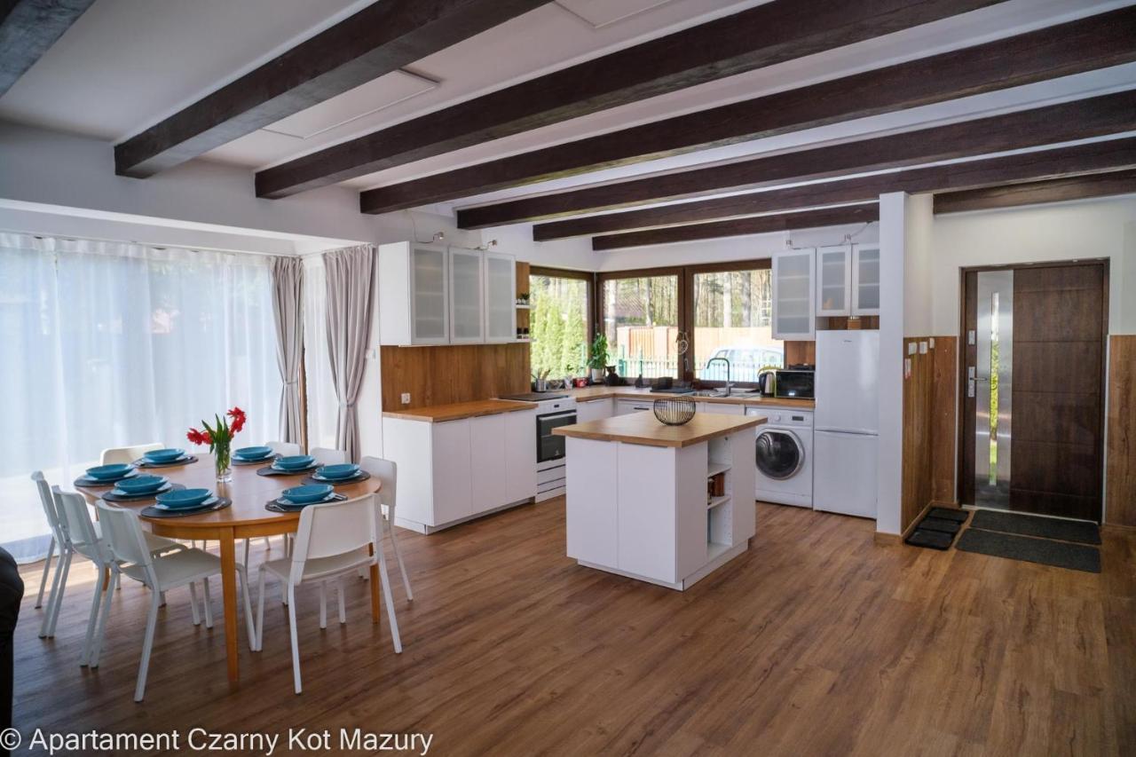 Czarny Kot Mazury Dom Caloroczny Villa Malkinie ภายนอก รูปภาพ