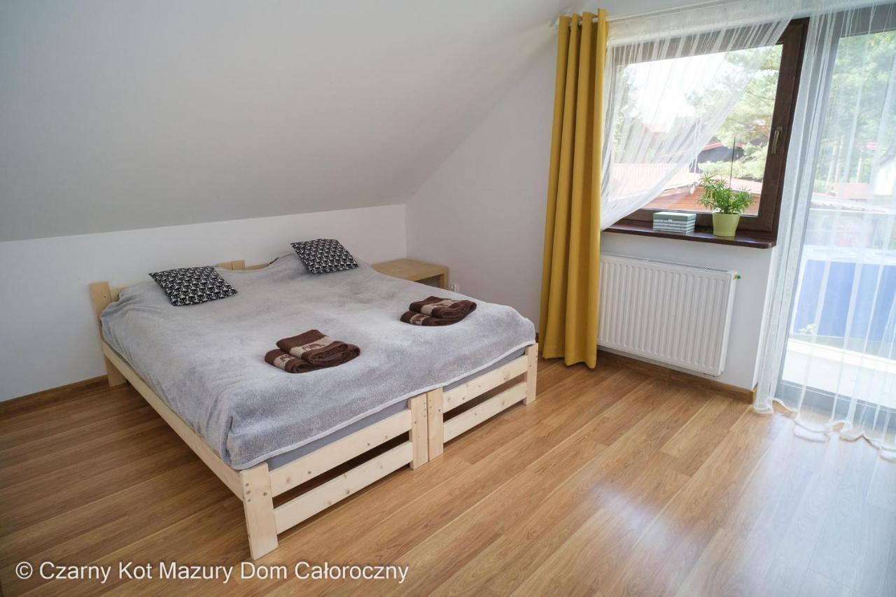 Czarny Kot Mazury Dom Caloroczny Villa Malkinie ภายนอก รูปภาพ