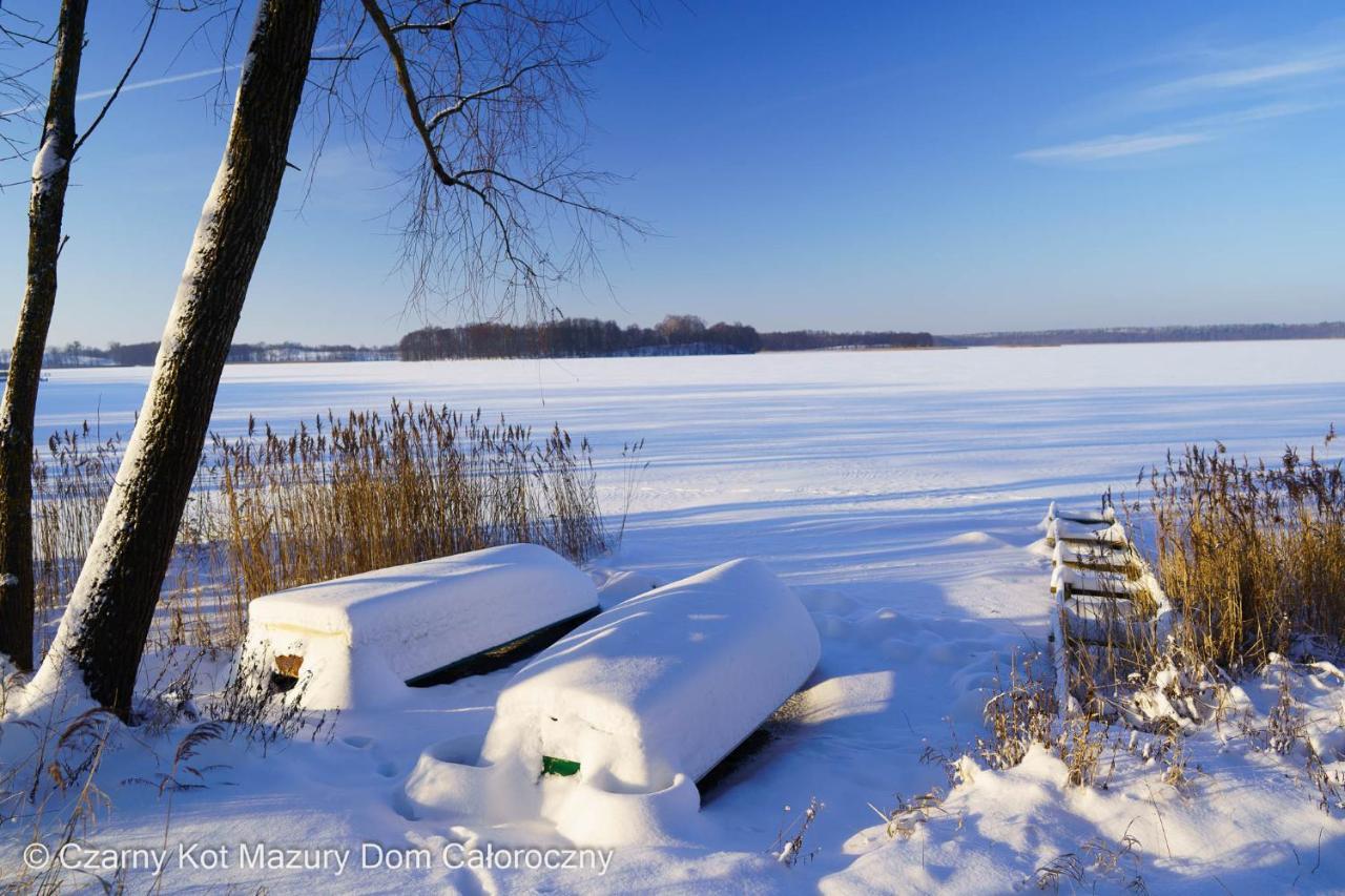Czarny Kot Mazury Dom Caloroczny Villa Malkinie ภายนอก รูปภาพ
