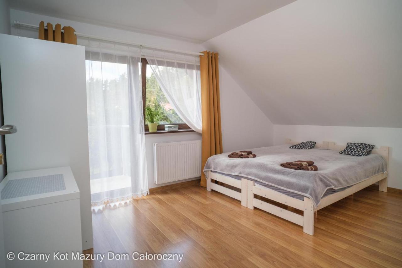 Czarny Kot Mazury Dom Caloroczny Villa Malkinie ภายนอก รูปภาพ